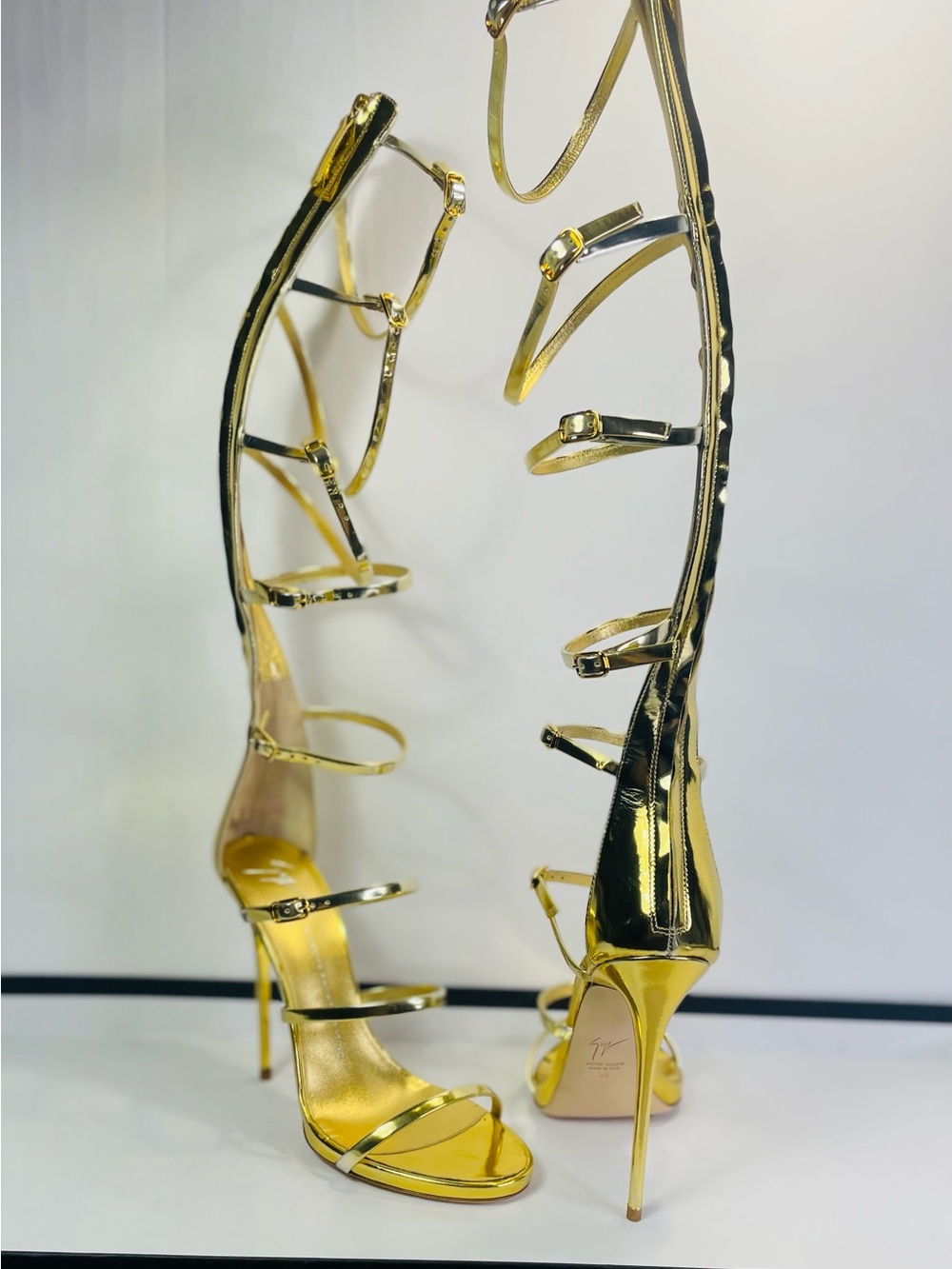 Giuseppe Zanotti Gold Gladiator Knee-High Strappy Stiletto Boots - Picture 9 of 11